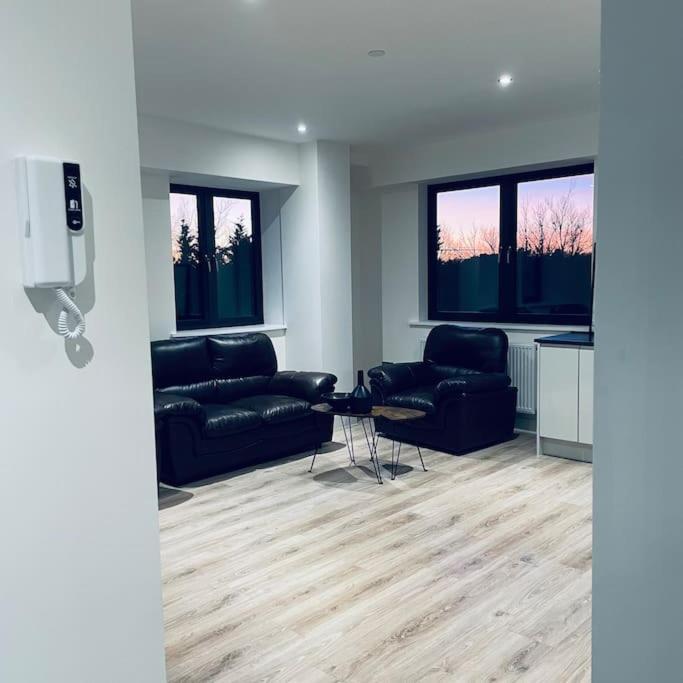 New One Bedroom Luxury Apartment In Solihull Dış mekan fotoğraf