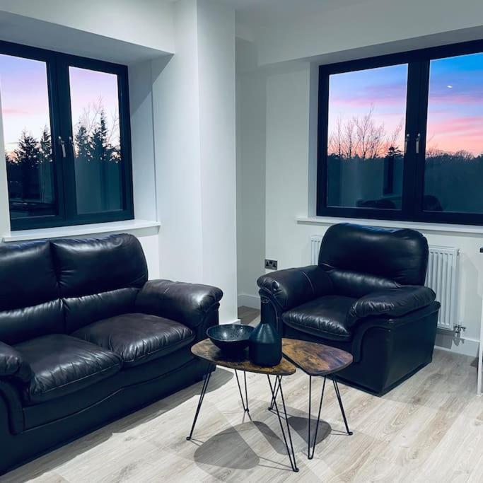 New One Bedroom Luxury Apartment In Solihull Dış mekan fotoğraf